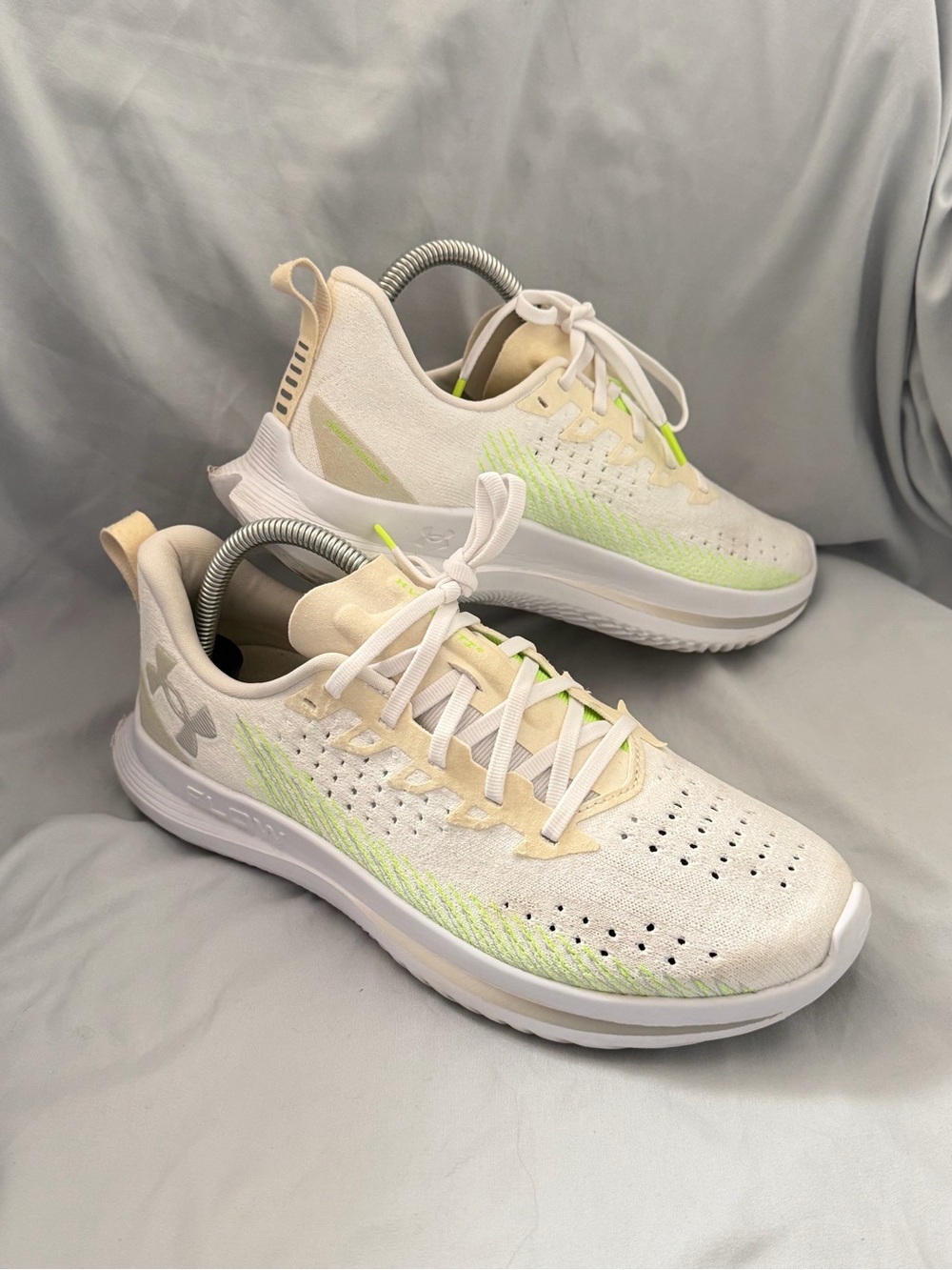 Under Armour Velociti 4  women’s